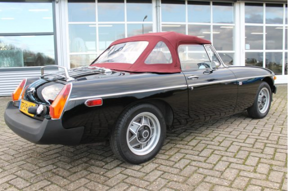 MG B type - 1.8 Roadster met Overdrive - Afbeelding 8