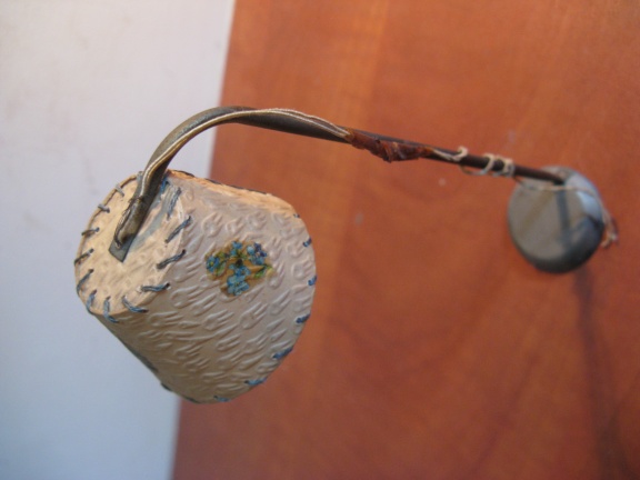 Voor in het poppenhuis: Mica staande lamp ca. 1900... - Afbeelding 4