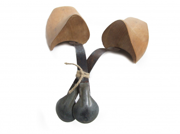 oude schoenspanners van hout