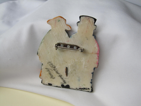 Broche antiek meneer en mevrouw sneeuwpop in winter kleding 7.5x6.0 cm - Afbeelding 7