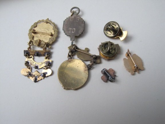 Lotje emaille medailles en broches 7 stuks - Afbeelding 4