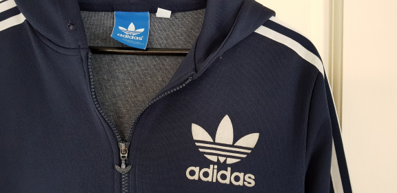 Adidas donker blauw vest maat S/176 - Afbeelding 2