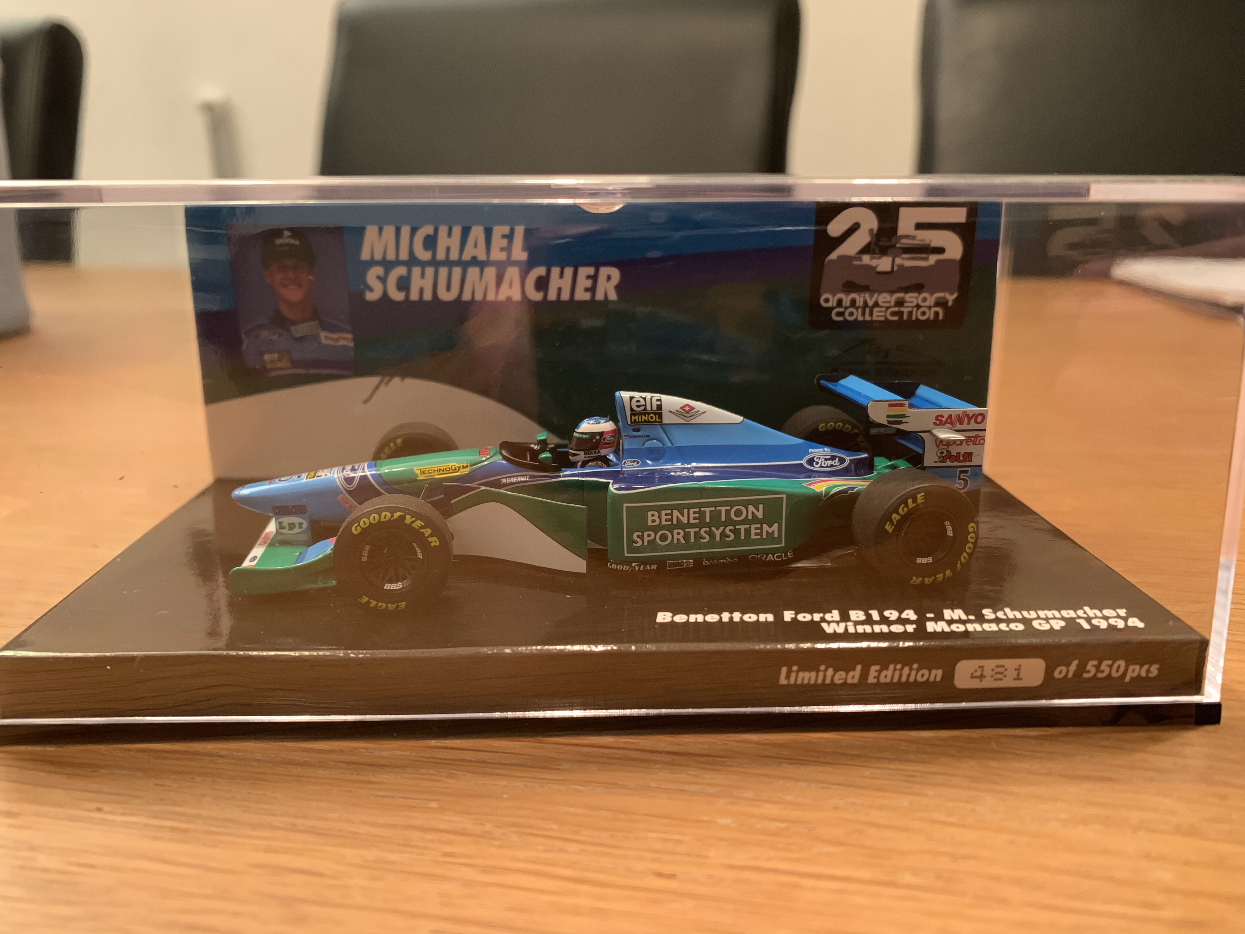 Minichamps 1:43 Red Bull RB14 Max Verstappen Winner Austrian GP