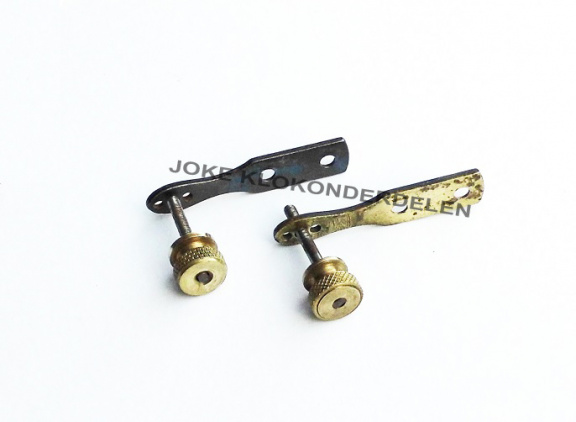 === Kast afstel boutjes = regulateur = oud === 39306
