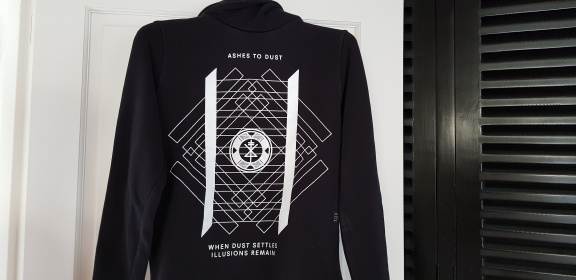 Ashestodust zwarte sweater met capuchon hoodie maat xs maat 164/170 - Afbeelding 2