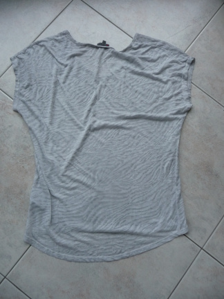 Street One lichtgrijs doorzichtig T-shirt maat 42. - Afbeelding 5