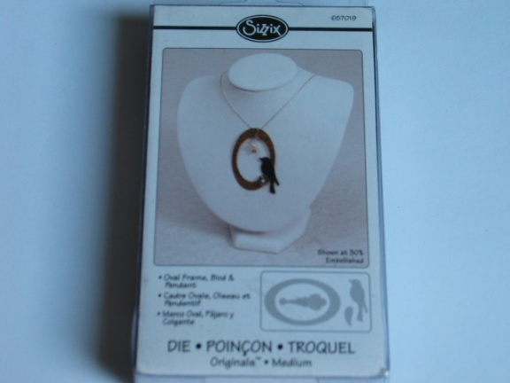 OP=OP Sizzix bigz oval frame, bird & pendant