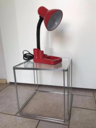 Vintage buro lamp rood met pennenbakje (seventies) flexibele buigbare hals. - Afbeelding 2
