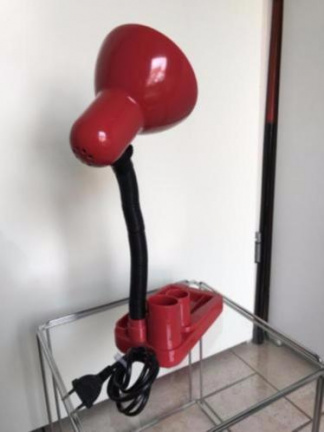 Vintage buro lamp rood met pennenbakje (seventies) flexibele buigbare hals. - Afbeelding 6