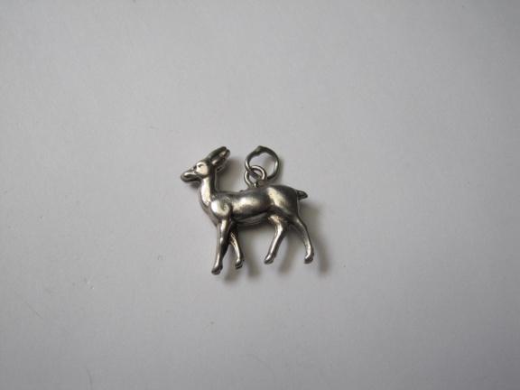 Zilveren bedel hert / antilope 2.1x2.2 cm - nr. 1