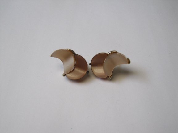 Oorbellen Lisner goudkleurig en bruin beige thermoset 2.7x1.8 cm. Schroefmodel - Afbeelding 4