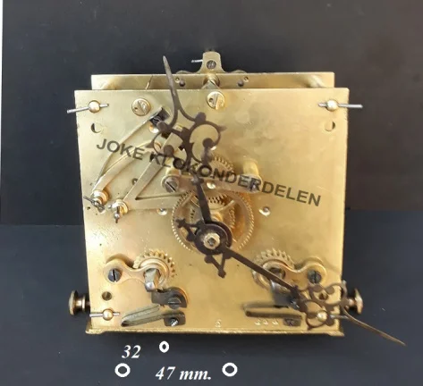 === Regulateur uurwerk = Carl Werner = oud === 40076