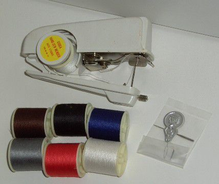 GODEA MINI NAAIMACHINE KLEINE KLUSJES OF KAARTEN MAKEN