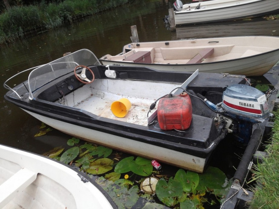 Toer Speedboot, sterke opknapper. --- via, +++ CvL>BUDGET-BOTEN +++ - nr. 1
