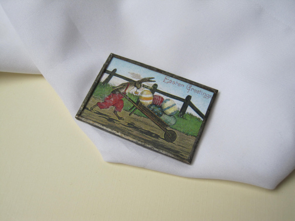 Broche Pasen Easter Greetings konijn naar de markt met eieren 5.7x3.9 cm - Afbeelding 2