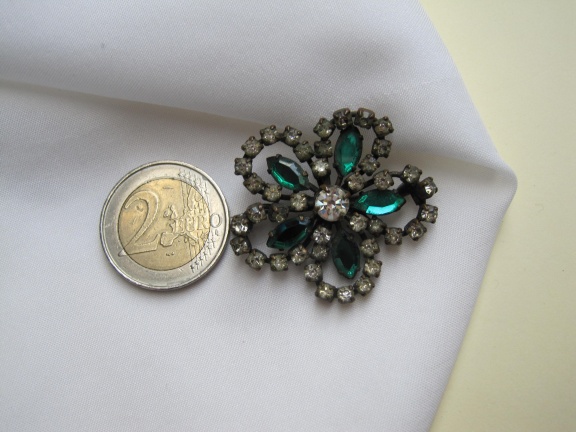 Broche antieke bloembroche met groen en helder glas 3.8x3. - Afbeelding 3