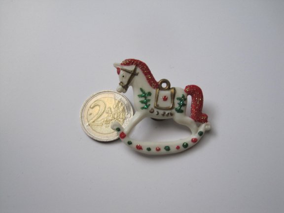 Broche/hanger kunststof kerst paard met glitter manen en staart 4.5x4.4 cm. - Afbeelding 3
