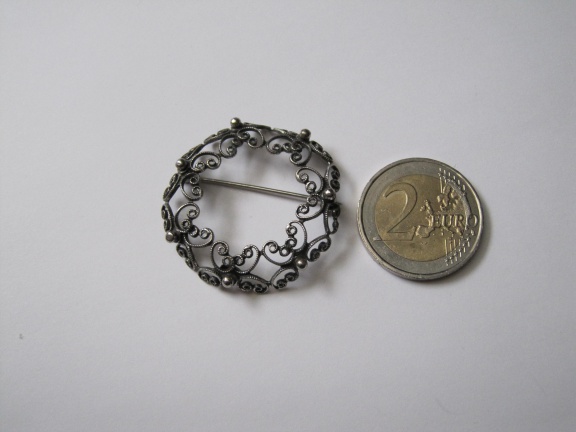 Zilveren broche ragfijn bewerkt Beau Sterling 3.7 cm. - Afbeelding 3