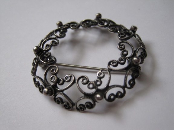 Zilveren broche ragfijn bewerkt Beau Sterling 3.7 cm. - Afbeelding 4