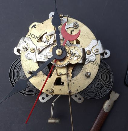 === Uurwerk = gebruikt === 40311
