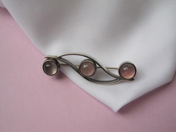 Zilveren broche modernistisch met drie rozenkwarts edelstenen 4.8x1.4 cm - Afbeelding 6