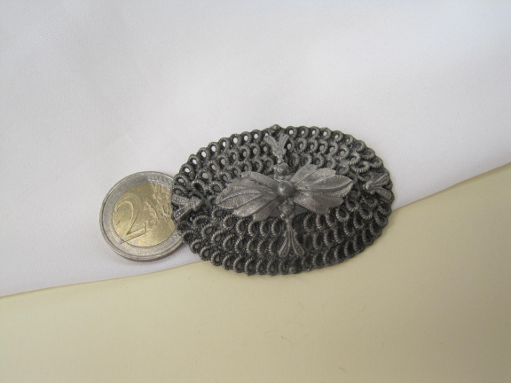 Broche zilverkleurig lusjes patroon 5.9x4.0 cm - Afbeelding 6