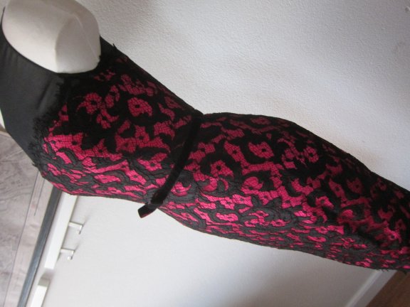 KAREN MILLEN Jurk met kant (ALS NIEUW; Mt. 38; WP380eur) - Afbeelding 6