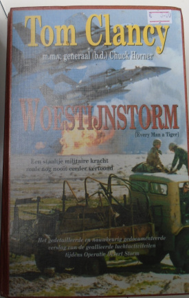 WOESTIJNSTORM 9789022984963.