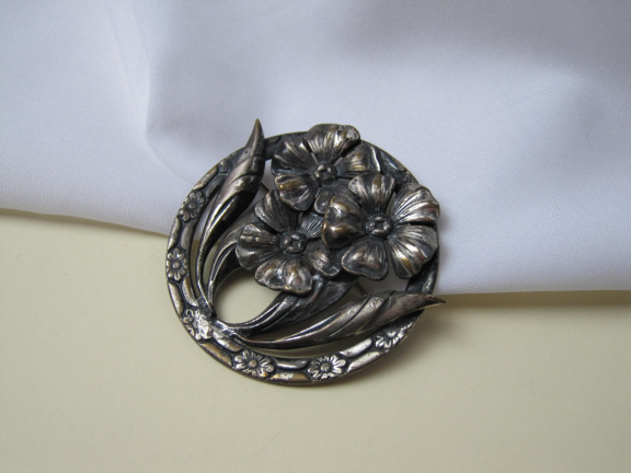 Broche aniek bloemen motief 5.3 cm - Afbeelding 3