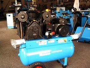 Sterke snaar compressor 2cylinder 3 Pk aanzuig 435 l/m 230 V