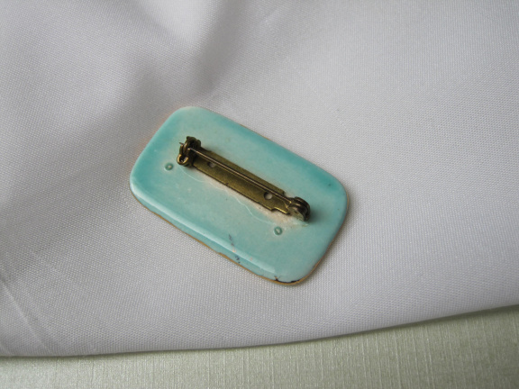 Broche porselein turquoise met vergulde rand en griekse tekens 4.0x2.4 cm - Afbeelding 5