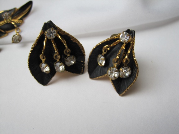 Set broche en oorbellen Art Deco goudkleurig zwart emaille Oostenrijks kristal 6.8x2.8 cm - Afbeelding 8