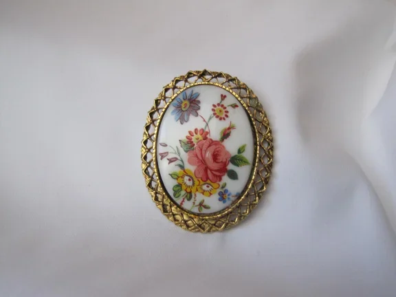 Broche kettinghanger goudkleurig glas camee met bloemen afbeelding 5.1x4.2 cm - Afbeelding 6