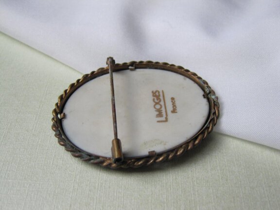 Broche antiek limoges porseleinen blauw wit Moeder Maria 5.4x4.2 cm - Afbeelding 6