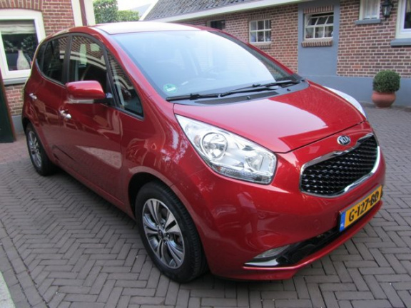 Kia Venga - 1.6 CVVT Automaat Clima, Navigatie, LM-velgen, Parkeersens - Afbeelding 3
