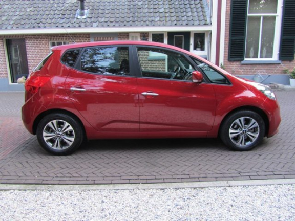 Kia Venga - 1.6 CVVT Automaat Clima, Navigatie, LM-velgen, Parkeersens - Afbeelding 5