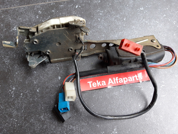 Alfa Romeo 75 Deurvergrendeling Voor Links Used - Afbeelding 6