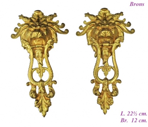 === 2 Klokstel zijornamenten = brons = oud === 31517