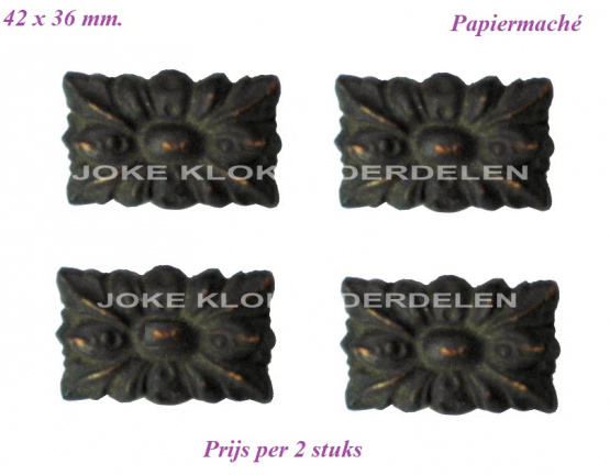 === 2 Klokkast ornamentjes = oud === 40844