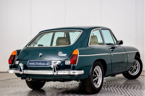 MG B type - MGB GT