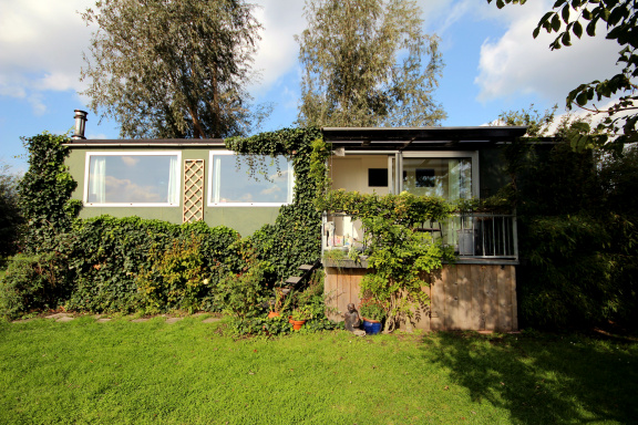 Tiny house / woonwagen (zonder staplaats)
