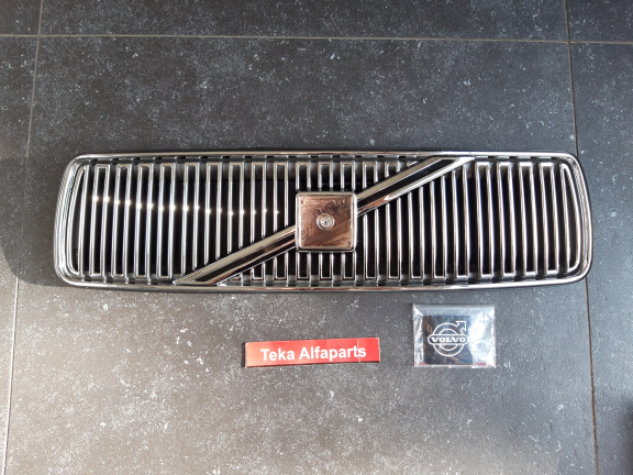 Volvo 440 460 (88-93) C70 Grill ↔54cm ↕15cm NOS - nr. 1