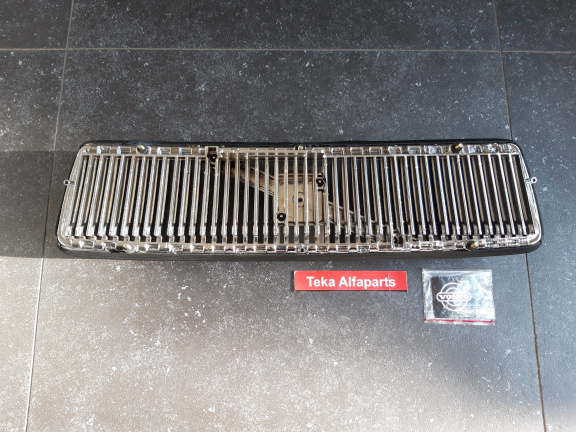 Volvo 440 460 (88-93) C70 Grill ↔54cm ↕15cm NOS - Afbeelding 6