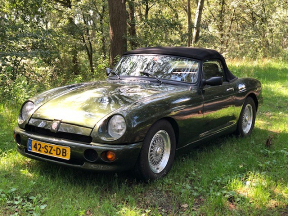 MG RV8, 1995