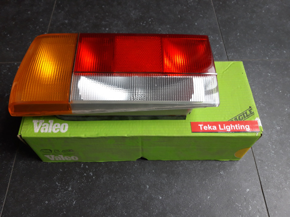 Peugeot 505 Berline (79-85) Achterlicht Valeo 082030 Links NOS - Afbeelding 2