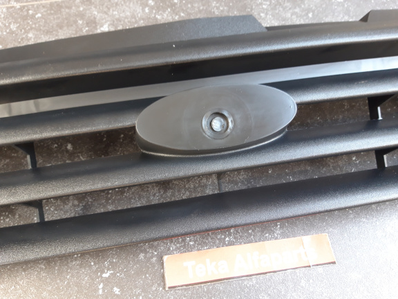 Ford Taunus TC2 TC3 (76-82) Grill Frontgrill Kühlergrill NOS - Afbeelding 3