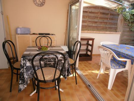appartement met grote tuin in cap d'agde - Afbeelding 2