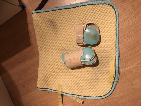 Diverse setjes, bandages enzv