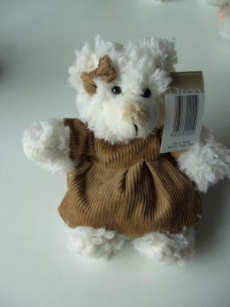KNUFFELBEER VROUWTJE.