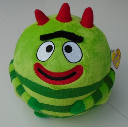 PLUCHE BEANIE BALLZ GROEN NIEUW
